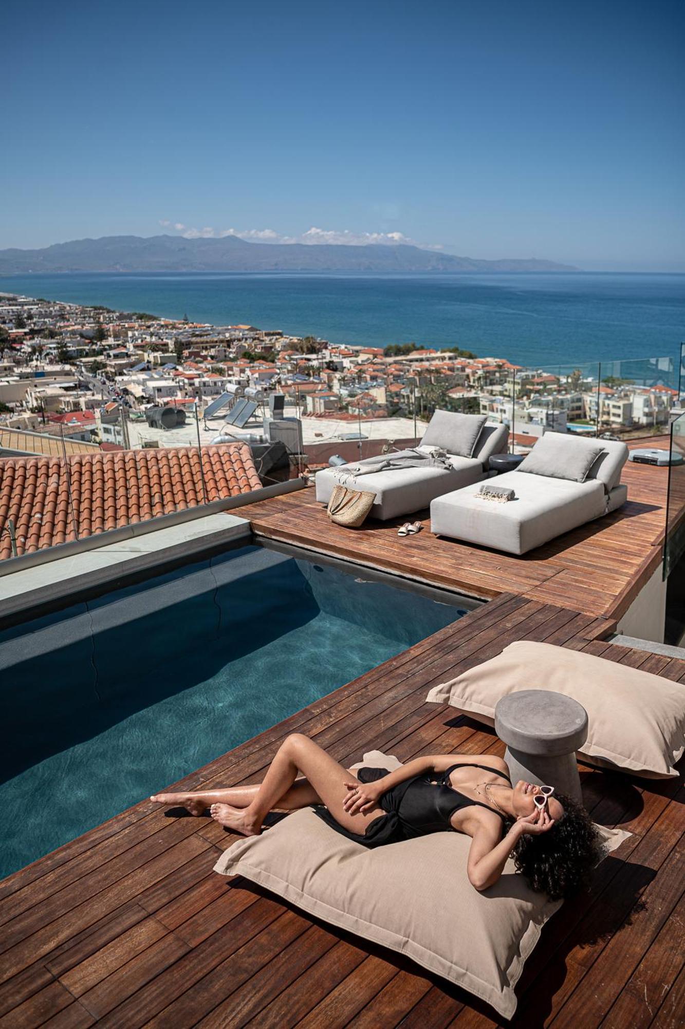 Alectrona Living Crete, Rocsea Luxury Apartment Платаньяс Экстерьер фото